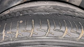 Used 2014 Honda Amaze [2013-2016] 1.2 VX i-VTEC Petrol Manual tyres LEFT REAR TYRE TREAD VIEW