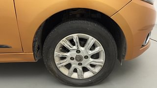 Used 2018 Tata Tiago [2016-2020] Revotron XZA AMT Petrol Automatic tyres RIGHT FRONT TYRE RIM VIEW