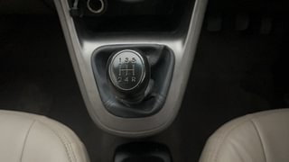 Used 2012 Hyundai i10 [2010-2016] Magna 1.2 Petrol Petrol Manual interior GEAR  KNOB VIEW