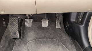 Used 2014 Hyundai i20 [2012-2014] Magna (O) 1.2 Petrol Manual interior PEDALS VIEW