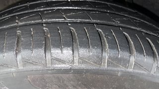 Used 2021 Renault Kwid CLIMBER 1.0 AMT Opt Petrol Automatic tyres RIGHT REAR TYRE TREAD VIEW