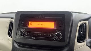 Used 2021 Maruti Suzuki Wagon R 1.0 [2019-2022] VXI Petrol Manual top_features Integrated (in-dash) music system