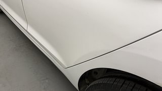Used 2018 Hyundai Verna [2017-2020] 1.6 VTVT SX (O) Petrol Manual dents MINOR SCRATCH