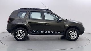 Used 2017 Renault Duster [2015-2020] RXL Petrol Petrol Manual exterior RIGHT SIDE VIEW
