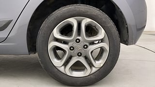 Used 2019 Hyundai Elite i20 [2018-2020] Asta (O) CVT Petrol Automatic tyres LEFT REAR TYRE RIM VIEW