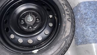 Used 2018 Toyota Etios Liva [2017-2020] V Petrol Manual tyres SPARE TYRE VIEW