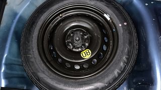 Used 2017 Maruti Suzuki Baleno [2015-2019] Zeta AT Petrol Petrol Automatic tyres SPARE TYRE VIEW