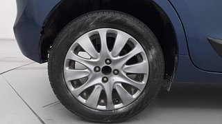 Used 2017 Maruti Suzuki Baleno [2015-2019] Zeta AT Petrol Petrol Automatic tyres RIGHT REAR TYRE RIM VIEW