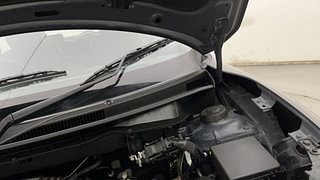 Used 2023 Maruti Suzuki Swift ZXI AMT Petrol Automatic engine ENGINE LEFT SIDE HINGE & APRON VIEW