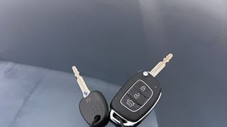 Used 2021 Hyundai Grand i10 Nios Sportz AMT 1.2 CRDI Diesel Automatic extra CAR KEY VIEW