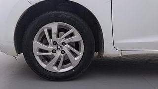 Used 2015 honda Jazz V CVT Petrol Automatic tyres LEFT FRONT TYRE RIM VIEW