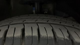 Used 2023 Maruti Suzuki Swift ZXI AMT Petrol Automatic tyres RIGHT FRONT TYRE TREAD VIEW
