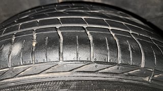Used 2020 Kia Sonet GTX Plus 1.5 AT Diesel Automatic tyres RIGHT REAR TYRE TREAD VIEW