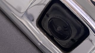 Used 2022 Maruti Suzuki Baleno Zeta Petrol Petrol Manual top_features Rear camera