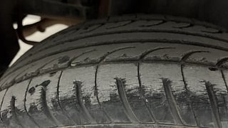 Used 2014 Maruti Suzuki Swift [2011-2017] VXi Petrol Manual tyres RIGHT REAR TYRE TREAD VIEW