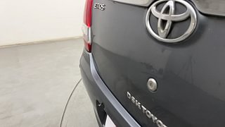 Used 2015 Toyota Etios [2010-2017] V Petrol Manual dents MINOR DENT