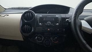 Used 2018 Toyota Etios Liva [2017-2020] V Petrol Manual interior MUSIC SYSTEM & AC CONTROL VIEW