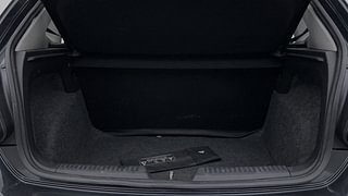 Used 2018 Volkswagen Polo [2017-2019] Highline Plus 1.2L (P) Petrol Manual interior DICKY INSIDE VIEW