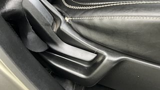 Used 2020 Maruti Suzuki Wagon R 1.0 [2019-2022] VXI Petrol Manual top_features Driver height adjustable seat