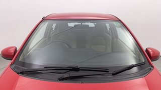Used 2018 Honda Brio [2017-2018] S MT Petrol Manual exterior FRONT WINDSHIELD VIEW
