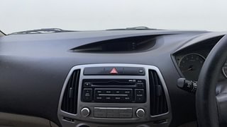 Used 2014 Hyundai i20 [2012-2014] Magna (O) 1.2 Petrol Manual top_features Integrated (in-dash) music system