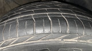Used 2020 Kia Sonet GTX Plus 1.5 AT Diesel Automatic tyres RIGHT FRONT TYRE TREAD VIEW