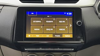 Used 2021 Renault Triber RXZ Petrol Manual top_features Touch screen infotainment system