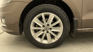 Used 2017 volkswagen Vento 1.5L Highline Diesel Diesel Manual tyres LEFT FRONT TYRE RIM VIEW