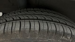 Used 2019 Maruti Suzuki Wagon R 1.2 VXI AMT Petrol Automatic tyres RIGHT REAR TYRE TREAD VIEW