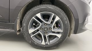 Used 2022 Tata Tiago Revotron XZ Plus Petrol Manual tyres RIGHT FRONT TYRE RIM VIEW