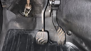 Used 2020 Renault Triber RXZ AMT Petrol Automatic interior PEDALS VIEW