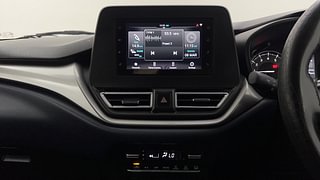Used 2022 Maruti Suzuki Baleno Zeta Petrol Petrol Manual top_features Integrated (in-dash) music system