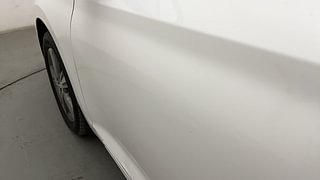 Used 2018 Hyundai Verna [2017-2020] 1.6 VTVT SX (O) Petrol Manual dents MINOR SCRATCH