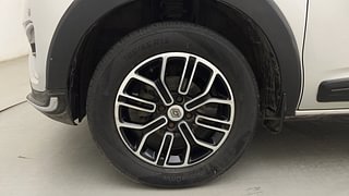 Used 2020 Renault Triber RXZ AMT Petrol Automatic tyres LEFT FRONT TYRE RIM VIEW