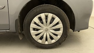 Used 2015 Toyota Etios [2010-2017] V Petrol Manual tyres RIGHT FRONT TYRE RIM VIEW