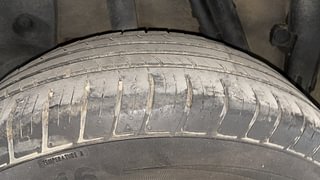 Used 2021 Renault Duster [2020-2022] RXZ Petrol Petrol Manual tyres RIGHT REAR TYRE TREAD VIEW
