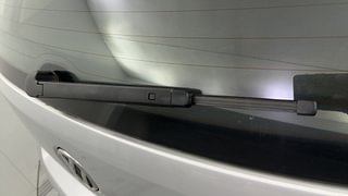 Used 2011 Volkswagen Polo [2010-2014] Highline1.2L (P) Petrol Manual top_features Rear wiper