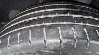 Used 2017 Maruti Suzuki Baleno [2015-2019] Zeta AT Petrol Petrol Automatic tyres LEFT REAR TYRE TREAD VIEW
