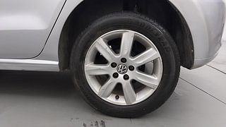 Used 2011 Volkswagen Polo [2010-2014] Highline1.2L (P) Petrol Manual tyres LEFT REAR TYRE RIM VIEW
