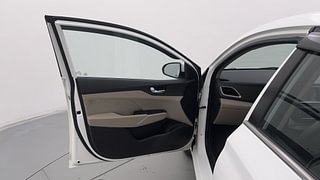 Used 2019 Hyundai Verna [2017-2020] 1.6 VTVT SX Petrol Manual interior LEFT FRONT DOOR OPEN VIEW