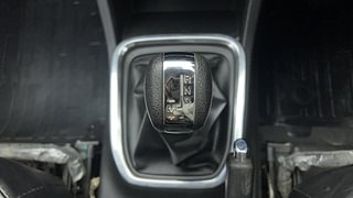 Used 2020 Renault Triber RXZ AMT Petrol Automatic interior GEAR  KNOB VIEW