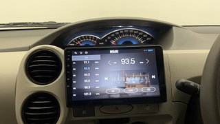 Used 2015 Toyota Etios [2010-2017] V Petrol Manual top_features Integrated (in-dash) music system