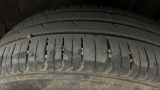 Used 2021 Renault Triber RXZ Petrol Manual tyres LEFT REAR TYRE TREAD VIEW