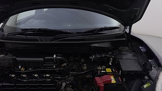 Used 2019 Maruti Suzuki Swift [2017-2021] VXi Petrol Manual engine ENGINE LEFT SIDE HINGE & APRON VIEW