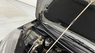 Used 2019 Honda WR-V [2017-2020] VX i-VTEC Petrol Manual engine ENGINE RIGHT SIDE HINGE & APRON VIEW