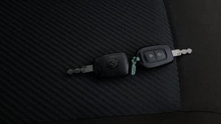 Used 2017 Renault Duster [2015-2020] RXL Petrol Petrol Manual extra CAR KEY VIEW