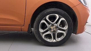 Used 2018 Hyundai Elite i20 [2018-2020] Asta 1.2 Dual Tone Petrol Manual tyres RIGHT FRONT TYRE RIM VIEW