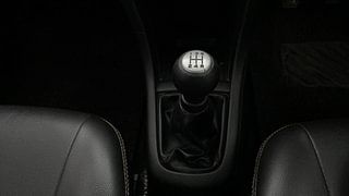 Used 2015 Maruti Suzuki Swift [2011-2017] ZXi Petrol Manual interior GEAR  KNOB VIEW