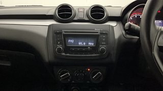 Used 2020 Maruti Suzuki Swift [2017-2021] VXI AMT Petrol Automatic interior MUSIC SYSTEM & AC CONTROL VIEW