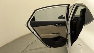 Used 2018 Hyundai Verna [2017-2020] 1.6 VTVT SX (O) Petrol Manual interior LEFT REAR DOOR OPEN VIEW